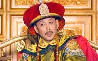 康熙最长寿儿子  手握重兵却未参与九子夺嫡  70岁时乾隆仍重用他