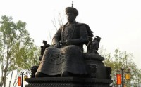 被称为清朝明君的乾隆 留下了什么烂摊子（乾隆操作）