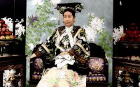 慈禧太后的男人是哪个皇帝 慈禧太后是罪人还是伟人