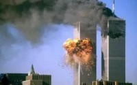 9·11事件:歹徒劫持数架飞机撞击五角大楼(3千人死亡)