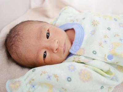 咳嗽厉害吃什么好的快 宝宝咳嗽有什么偏方