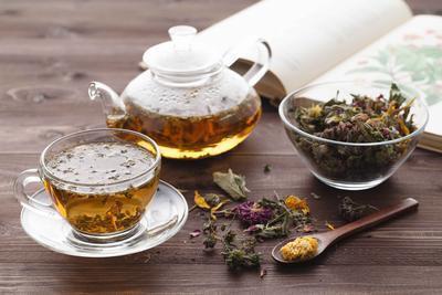皮肤过敏喝荨麻茶有用吗 五大水果对抗皮肤过敏